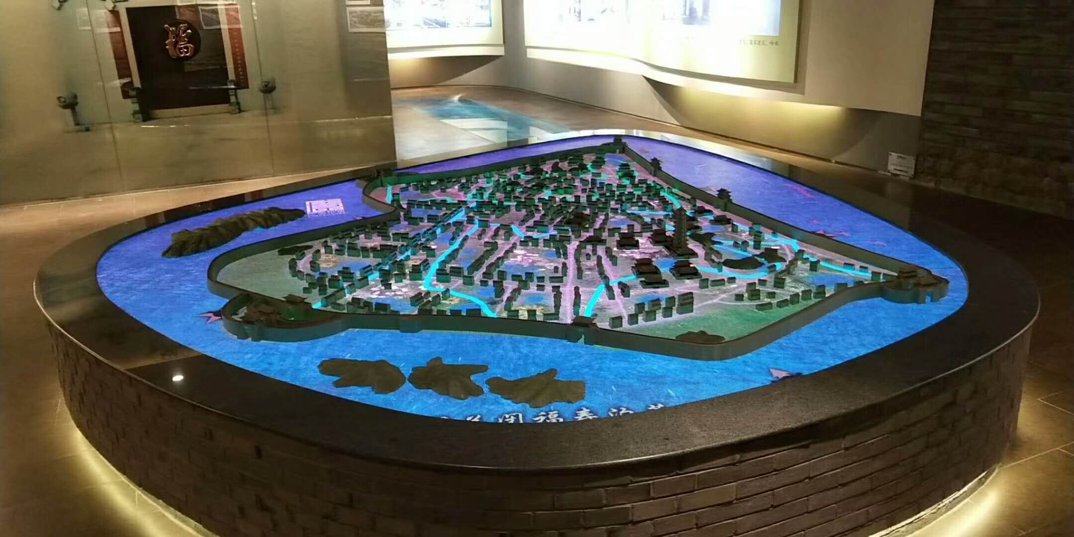 廣東茂名碧桂園室內P2.5沙盤LED全彩顯示屏安裝完成